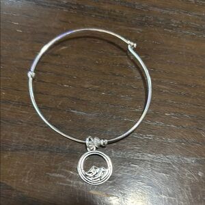 Vantel Pearls Silver Wave Charm Bracelet